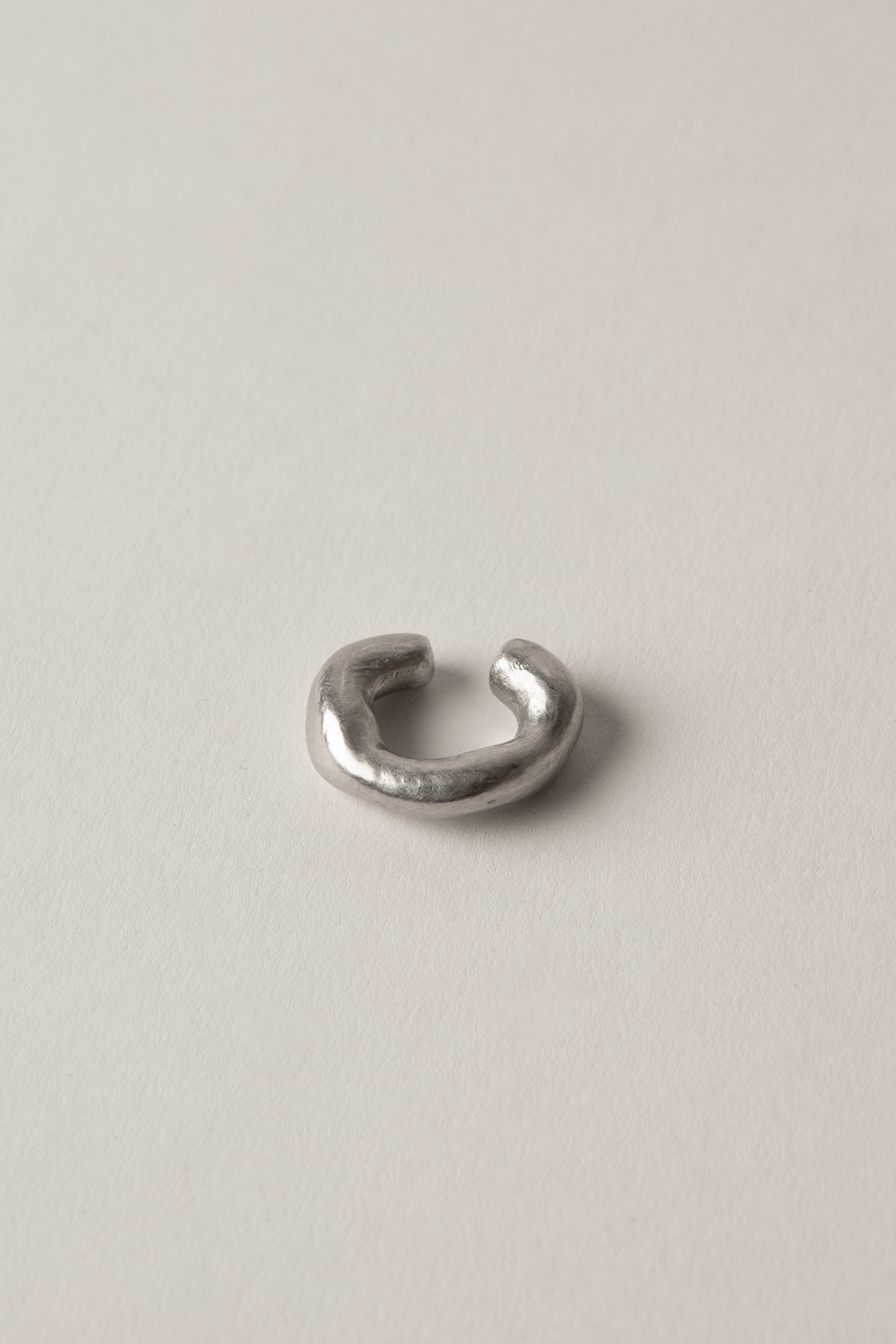 Maro ear cuff
