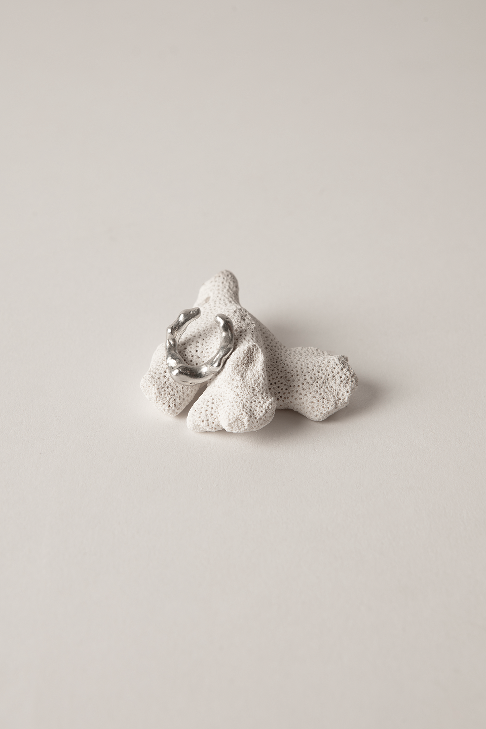 Isla ear cuff