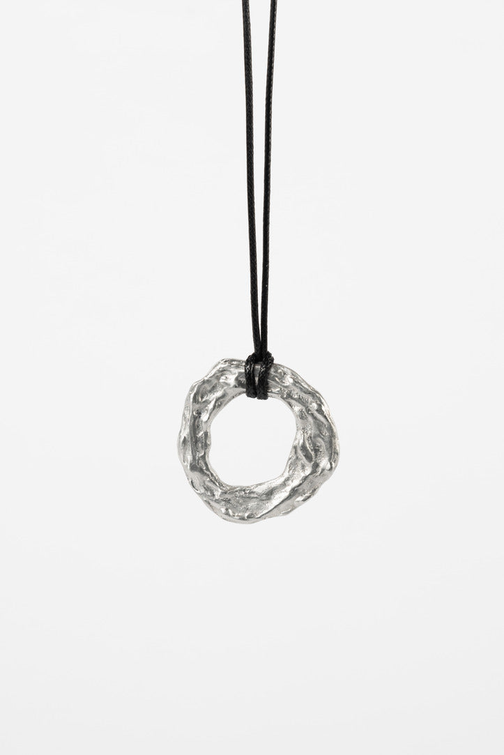 CORE NECKLACE